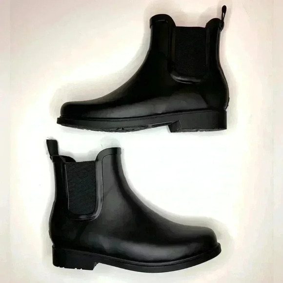 J. Crew Waterproof Rain Boots Booties Shoes Women's Size 7 Black Rubber Pull On - Picture 5 of 10